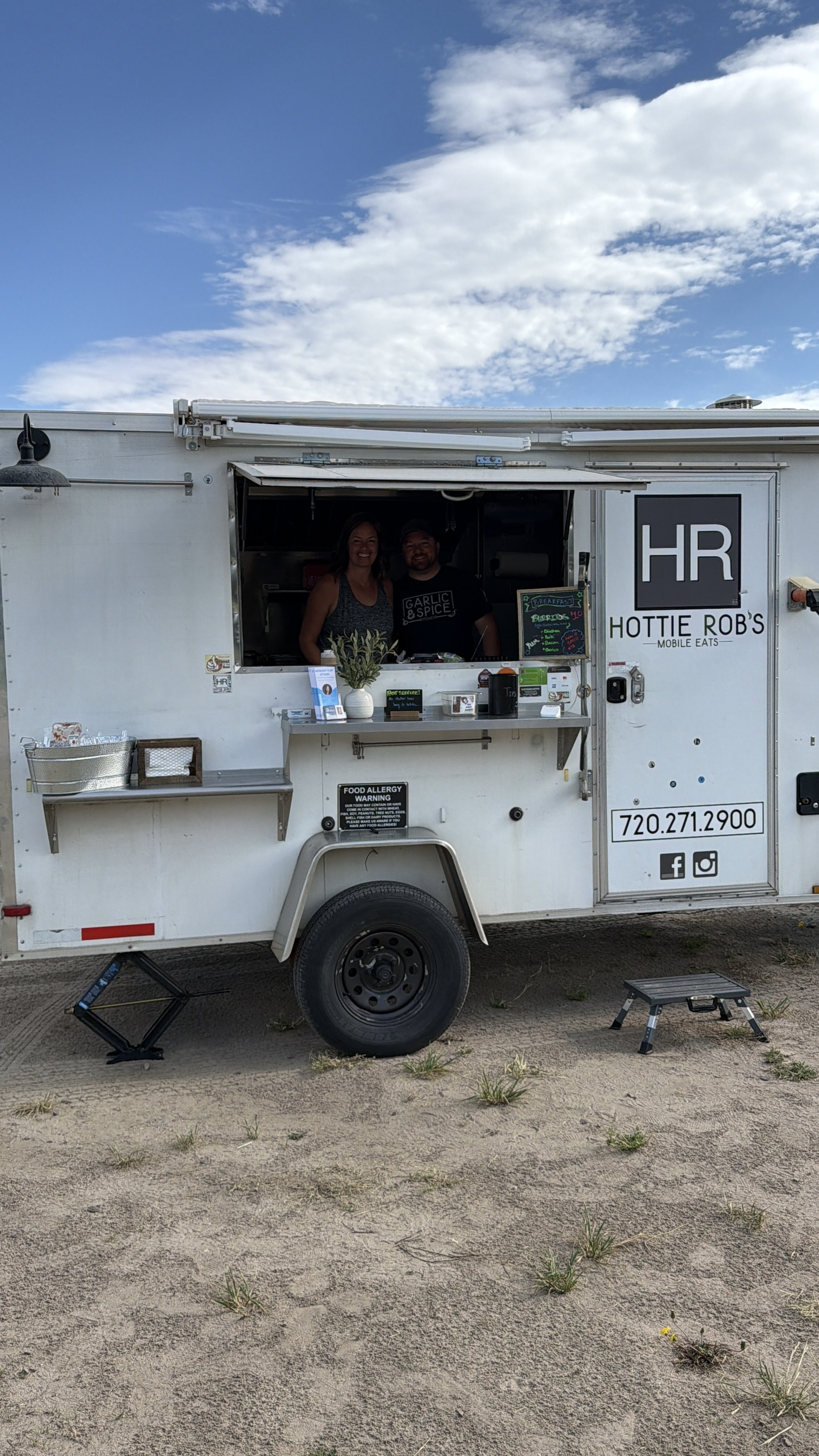 Hottie Rob's food truck